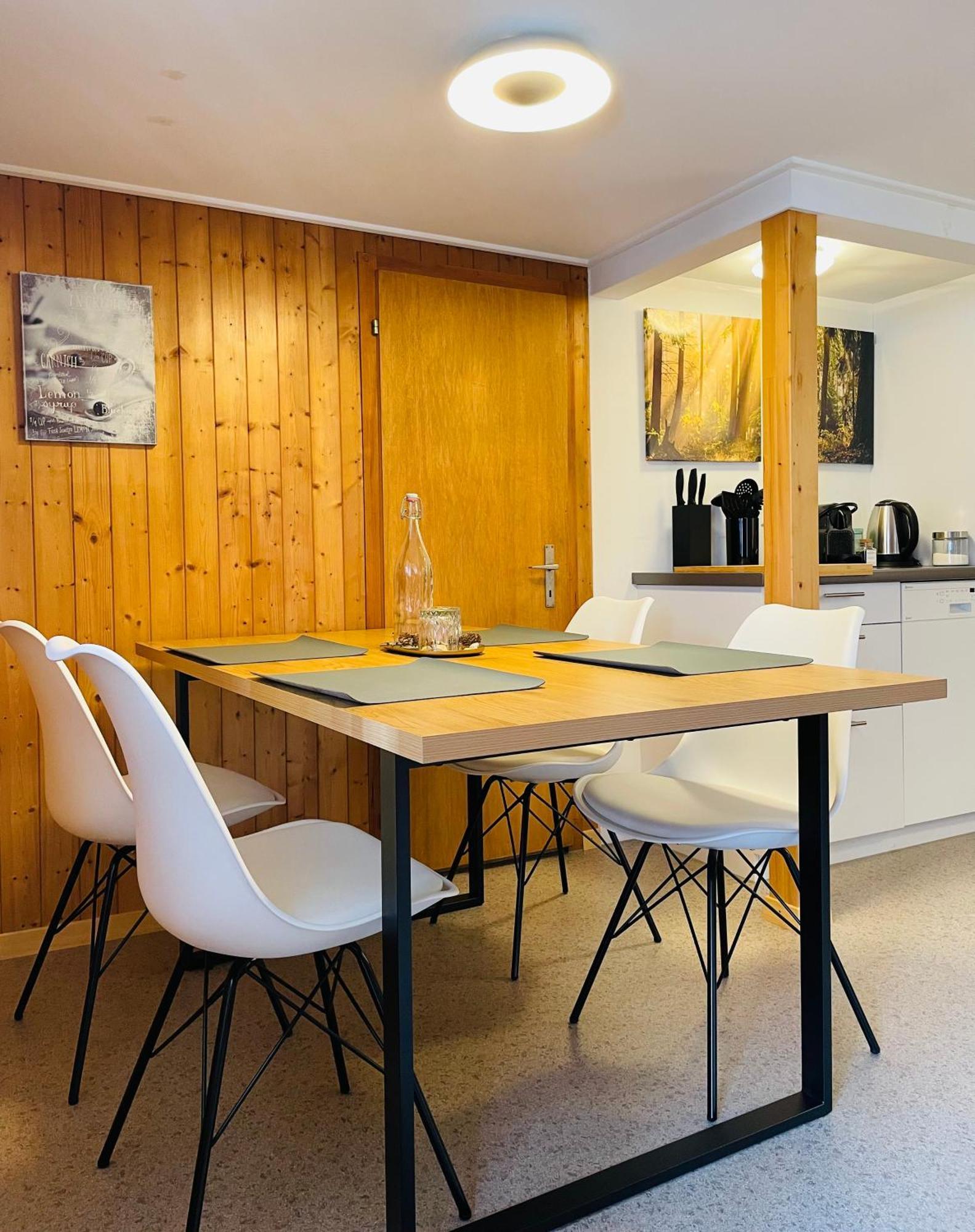 Lovely & Great Equipped Wooden Alp Chalet Flat カンデルシュテッグ エクステリア 写真
